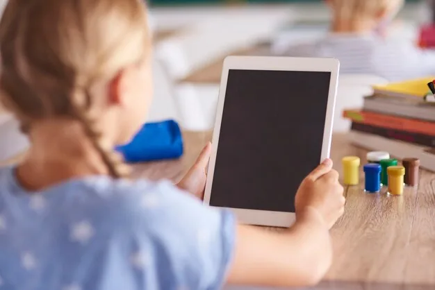 Ilustración del artículo «¿Notas bajas? Cómo ayudar a tu hijo a mejorar sin arruinarte en clases particulares»